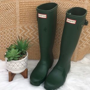 Hunter rain boots